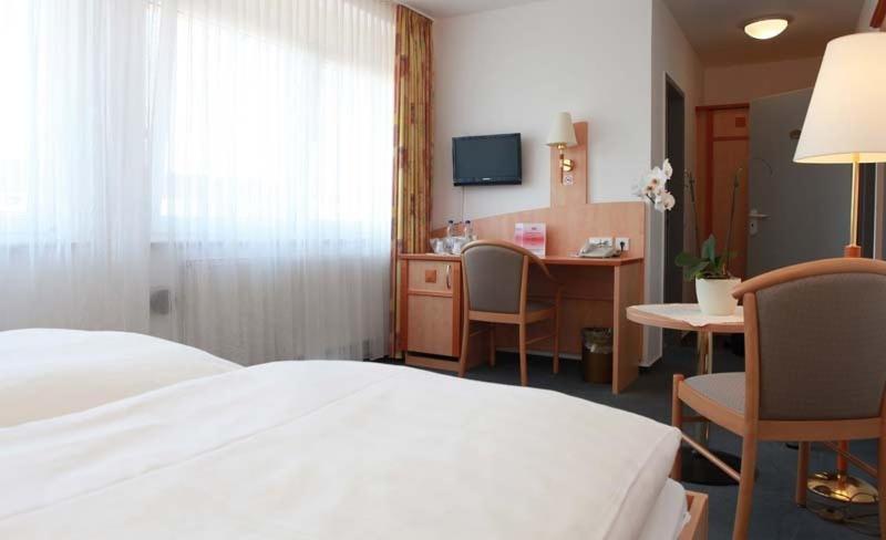 Hotel Wetterau - Self-Check-In Wolfersheim ห้อง รูปภาพ