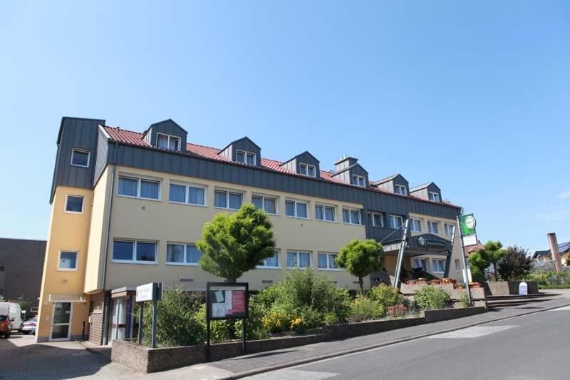 Hotel Wetterau - Self-Check-In Wolfersheim ภายนอก รูปภาพ