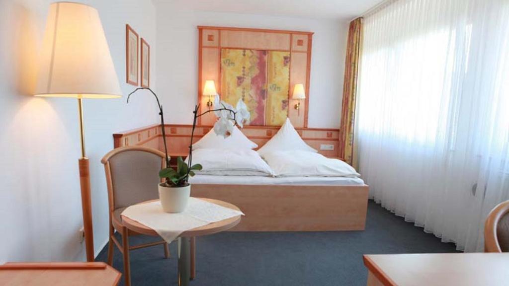 Hotel Wetterau - Self-Check-In Wolfersheim ภายนอก รูปภาพ