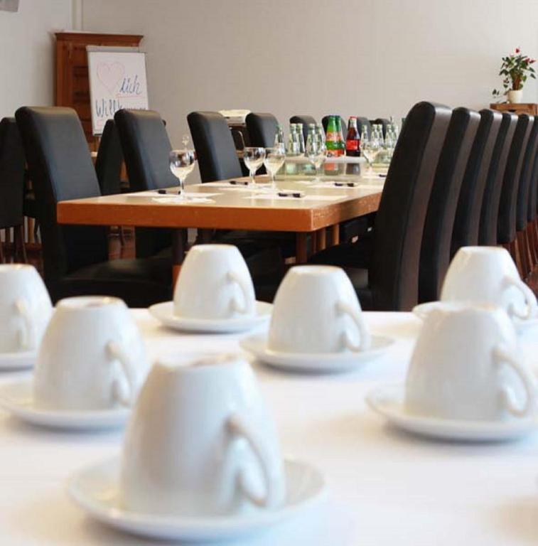 Hotel Wetterau - Self-Check-In Wolfersheim ภายนอก รูปภาพ