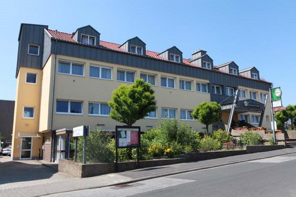 Hotel Wetterau - Self-Check-In Wolfersheim ภายนอก รูปภาพ