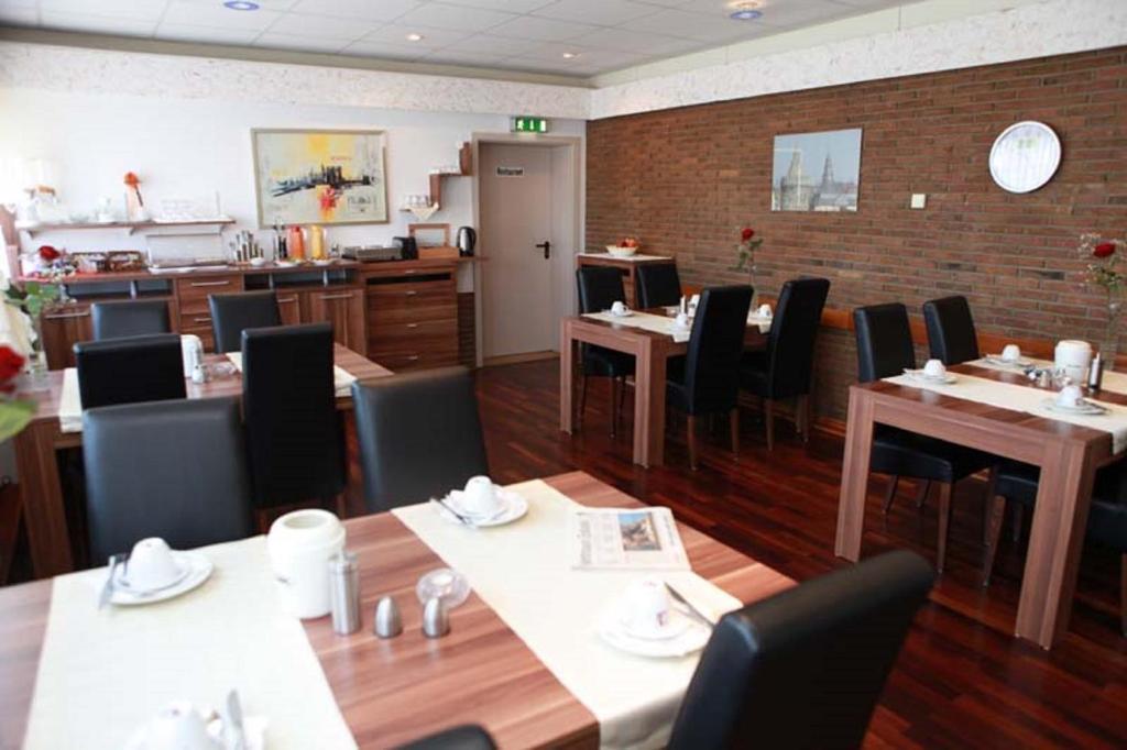 Hotel Wetterau - Self-Check-In Wolfersheim ภายนอก รูปภาพ