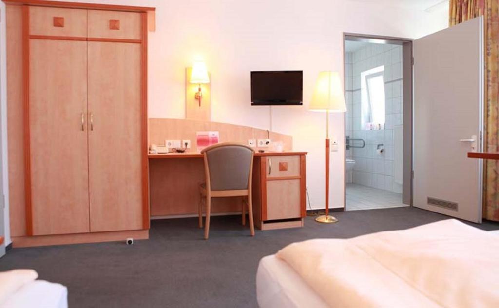 Hotel Wetterau - Self-Check-In Wolfersheim ภายนอก รูปภาพ