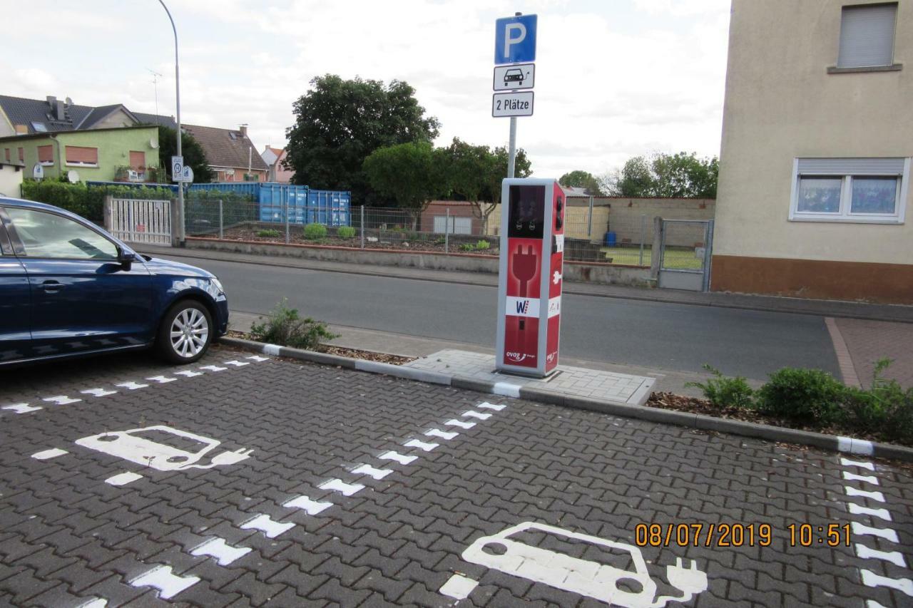 Hotel Wetterau - Self-Check-In Wolfersheim ภายนอก รูปภาพ